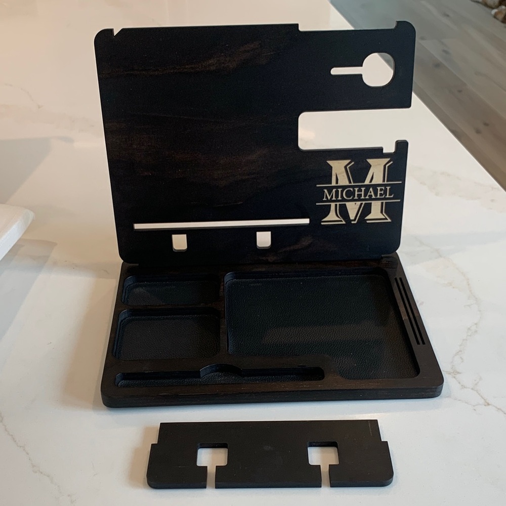 Personalized Michael Monogram Black Organizer Stand New w phone charger stations